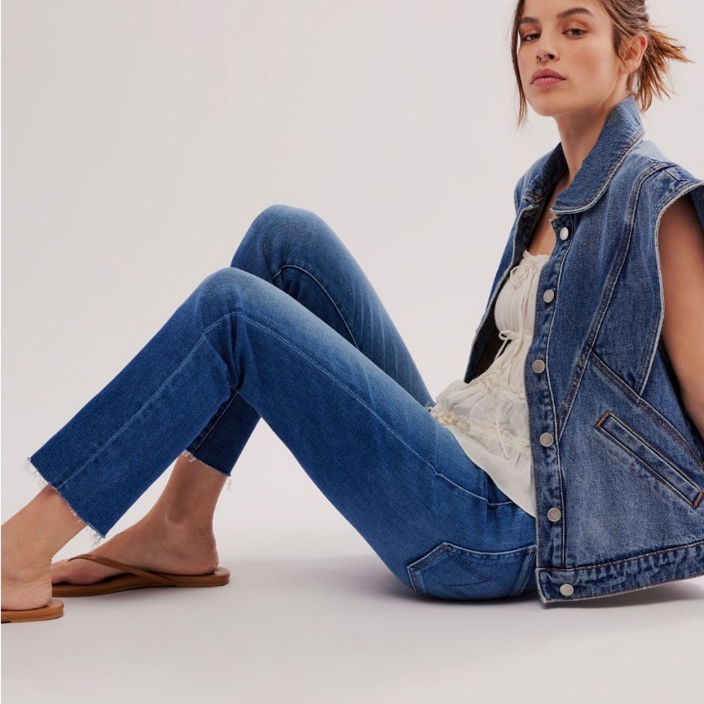 MOTHER The Rascal ankle fray jeans 26